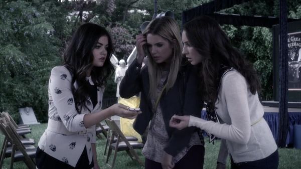 PLL_S04E12_720p_JACK_Up_DownloadSeriesHere_1697.jpg