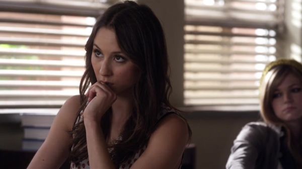 PLL_S04E14_720p_JACK_Up_DownloadSeriesHere_0583.jpg