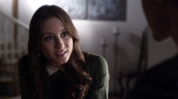 PLL_S04E14_720p_JACK_Up_DownloadSeriesHere_1657.jpg