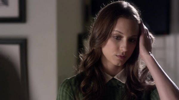 PLL_S04E14_720p_JACK_Up_DownloadSeriesHere_1689.jpg