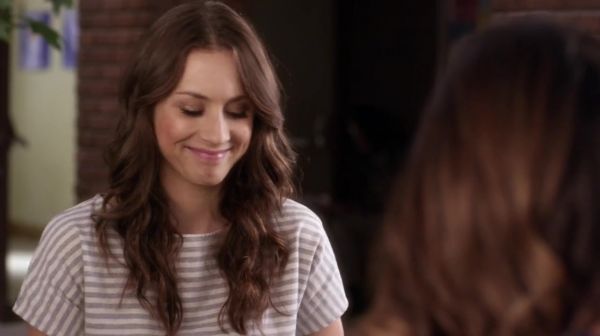 PLL_S04E15_720p_JACK_Up_DownloadSeriesHere_0605.jpg