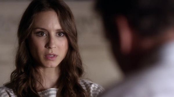 PLL_S04E15_720p_JACK_Up_DownloadSeriesHere_1184.jpg