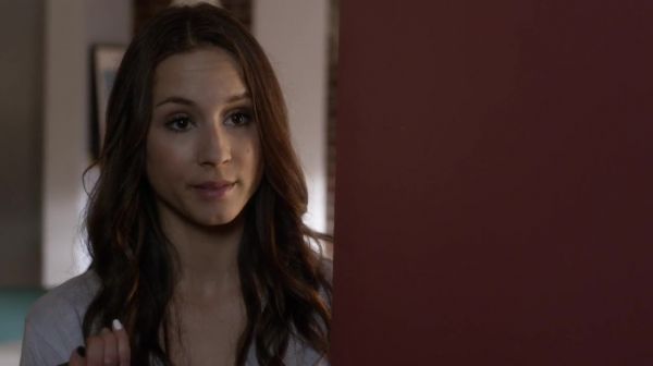PLL_S04E16_720p_JACK_Up_DownloadSeriesHere_0244.jpg