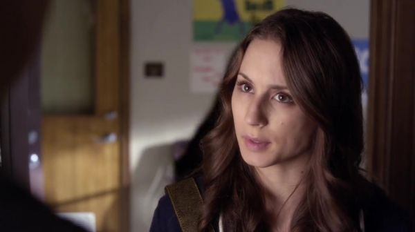PLL_S04E17_720p_JACK_Up_DownloadSeriesHere_0766.jpg
