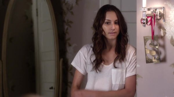 PLL_S04E17_720p_JACK_Up_DownloadSeriesHere_1166.jpg