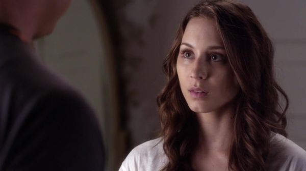 PLL_S04E17_720p_JACK_Up_DownloadSeriesHere_1230.jpg