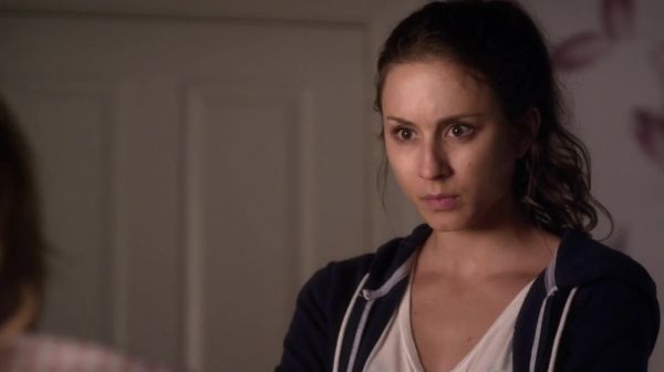 PLL_S04E17_720p_JACK_Up_DownloadSeriesHere_1415.jpg