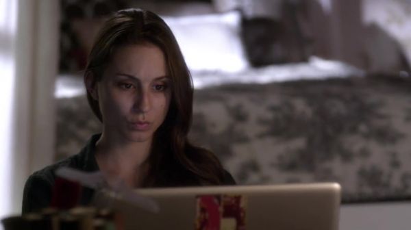 PLL_S04E18_720p_JACK_Up_DownloadSeriesHere_0875.jpg