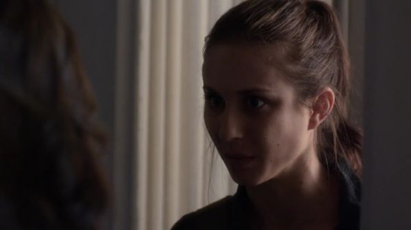 PLL_S04E18_720p_JACK_Up_DownloadSeriesHere_2060.jpg