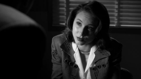 PLL_S04E19_720p_JACK_Up_DownloadSeriesHere_1509.jpg