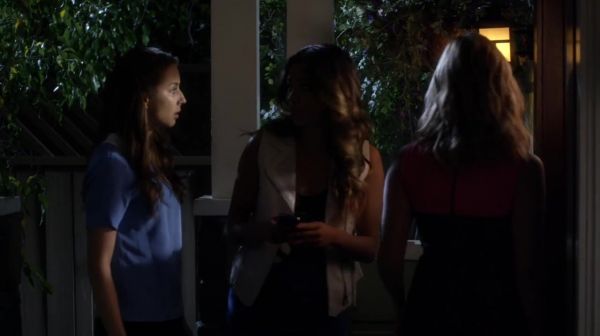 PLL_S04E19_720p_JACK_Up_DownloadSeriesHere_2491.jpg