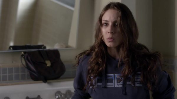 PLL_S04E20_720p_JACK_Up_DownloadSeriesHere_0198.jpg