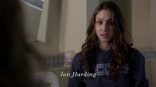 PLL_S04E20_720p_JACK_Up_DownloadSeriesHere_0224.jpg