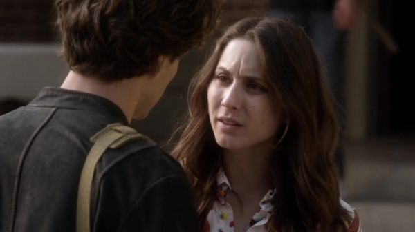 PLL_S04E20_720p_JACK_Up_DownloadSeriesHere_0423.jpg