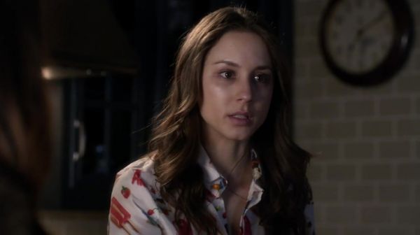 PLL_S04E20_720p_JACK_Up_DownloadSeriesHere_0623.jpg