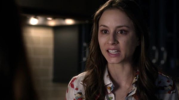 PLL_S04E20_720p_JACK_Up_DownloadSeriesHere_0698.jpg