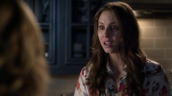 PLL_S04E20_720p_JACK_Up_DownloadSeriesHere_0709.jpg
