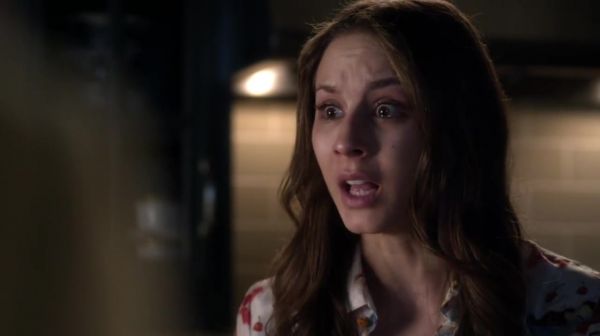 PLL_S04E20_720p_JACK_Up_DownloadSeriesHere_0739.jpg