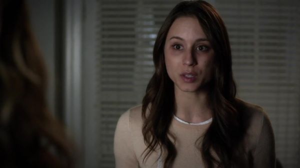PLL_S04E20_720p_JACK_Up_DownloadSeriesHere_1033.jpg