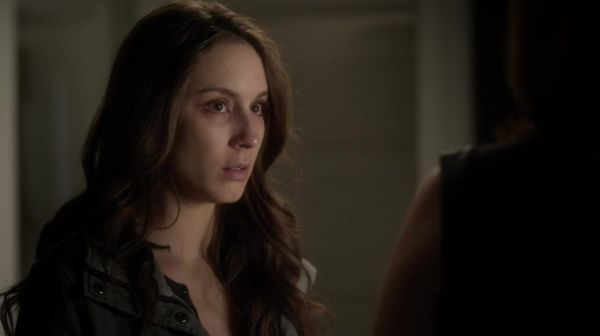 PLL_S04E20_720p_JACK_Up_DownloadSeriesHere_2428.jpg