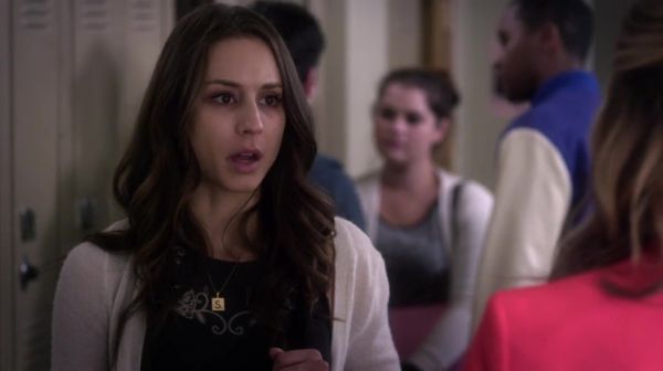 PLL_S04E21_720p_JACK_Up_DownloadSeriesHere_1156.jpg