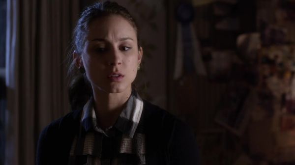 PLL_S04E22_720p_JACK_Up_DownloadSeriesHere_0116.jpg