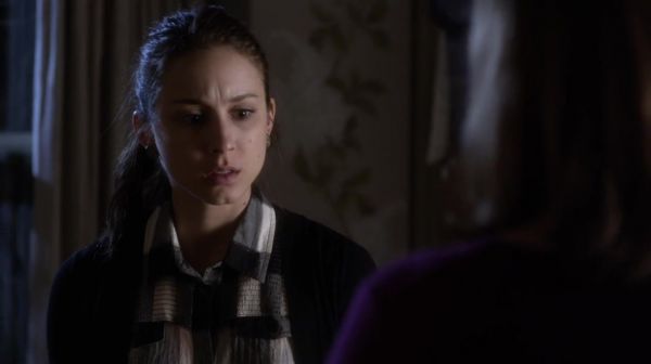 PLL_S04E22_720p_JACK_Up_DownloadSeriesHere_0136.jpg