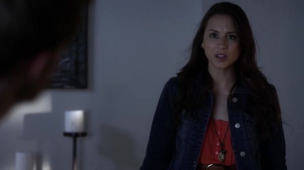 PLL_S04E22_720p_JACK_Up_DownloadSeriesHere_0213.jpg