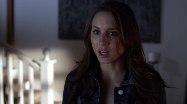 PLL_S04E22_720p_JACK_Up_DownloadSeriesHere_0219.jpg