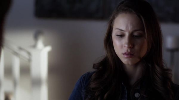 PLL_S04E22_720p_JACK_Up_DownloadSeriesHere_0303.jpg