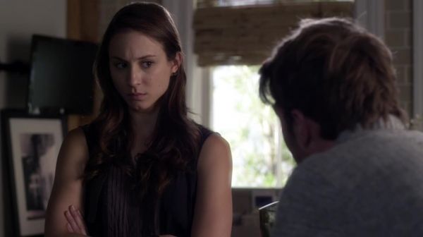 PLL_S04E22_720p_JACK_Up_DownloadSeriesHere_0943.jpg