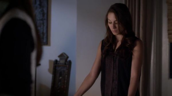 PLL_S04E22_720p_JACK_Up_DownloadSeriesHere_1327.jpg