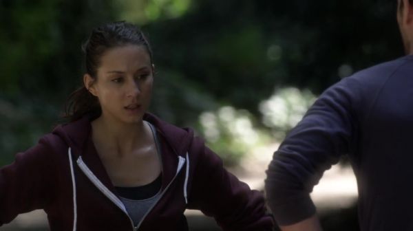 PLL_S04E22_720p_JACK_Up_DownloadSeriesHere_1501.jpg
