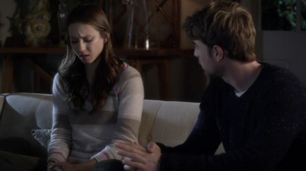PLL_S04E22_720p_JACK_Up_DownloadSeriesHere_1591.jpg