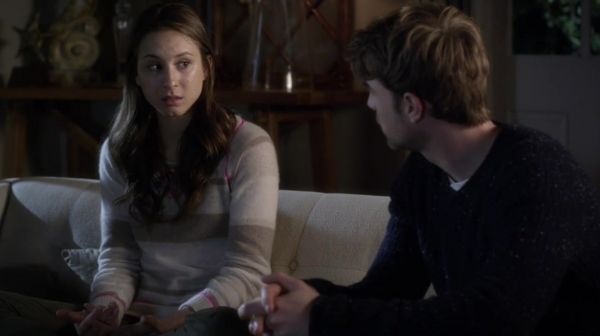 PLL_S04E22_720p_JACK_Up_DownloadSeriesHere_1606.jpg