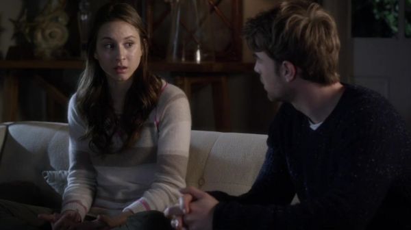 PLL_S04E22_720p_JACK_Up_DownloadSeriesHere_1607.jpg