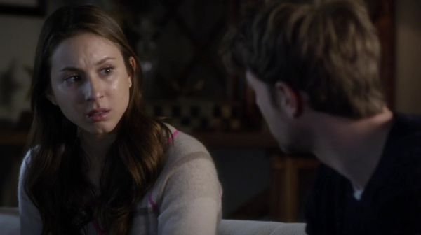 PLL_S04E22_720p_JACK_Up_DownloadSeriesHere_1622.jpg
