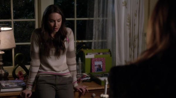 PLL_S04E22_720p_JACK_Up_DownloadSeriesHere_2238.jpg