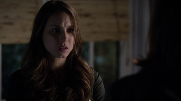 PLL_S04E22_720p_JACK_Up_DownloadSeriesHere_2474.jpg