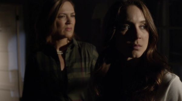 PLL_S04E22_720p_JACK_Up_DownloadSeriesHere_2525.jpg