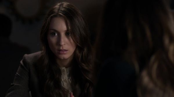 PLL_S04E23_720p_JACK_Up_DownloadSeriesHere_0110.jpg