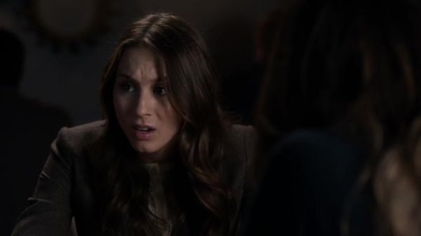 PLL_S04E23_720p_JACK_Up_DownloadSeriesHere_0125.jpg