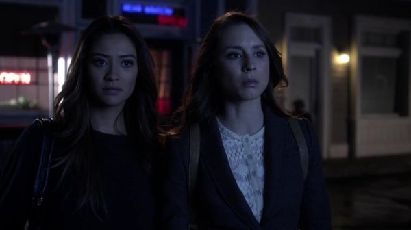 PLL_S04E23_720p_JACK_Up_DownloadSeriesHere_0192.jpg