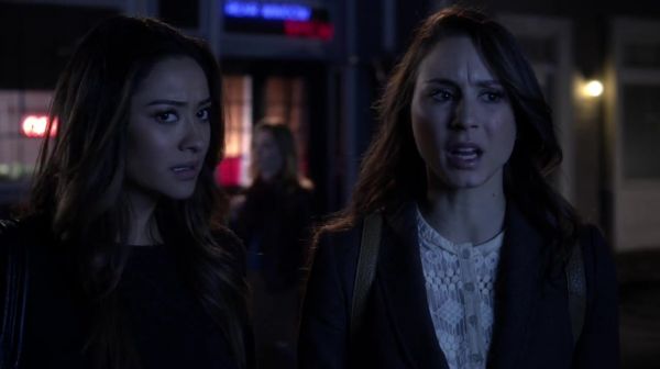 PLL_S04E23_720p_JACK_Up_DownloadSeriesHere_0197.jpg
