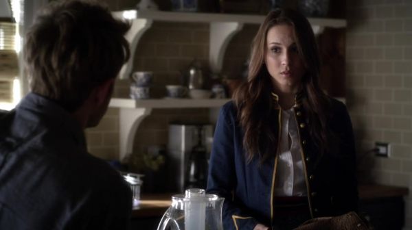 PLL_S04E23_720p_JACK_Up_DownloadSeriesHere_0350.jpg