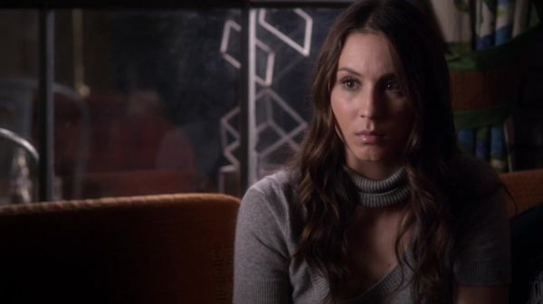 PLL_S04E23_720p_JACK_Up_DownloadSeriesHere_1312.jpg