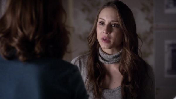 PLL_S04E23_720p_JACK_Up_DownloadSeriesHere_1352.jpg