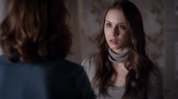 PLL_S04E23_720p_JACK_Up_DownloadSeriesHere_1378.jpg