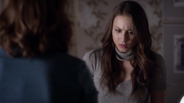 PLL_S04E23_720p_JACK_Up_DownloadSeriesHere_1469.jpg