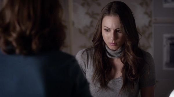 PLL_S04E23_720p_JACK_Up_DownloadSeriesHere_1481.jpg